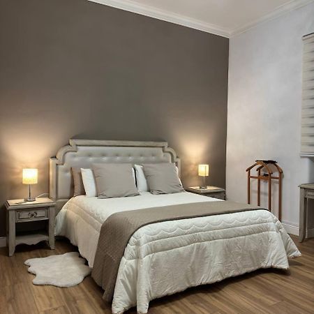 Al Borgo Apartment Катания Екстериор снимка