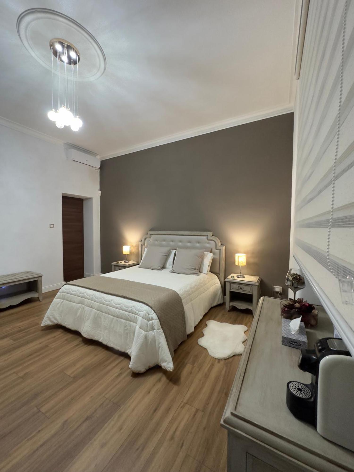 Al Borgo Apartment Катания Екстериор снимка